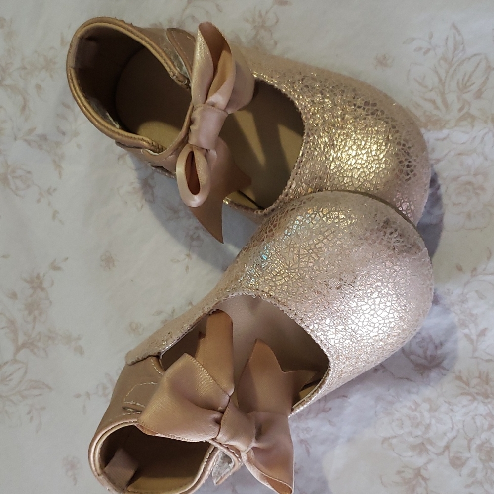 Toddler dress shoes